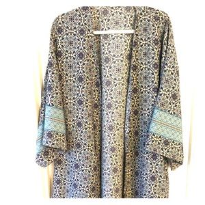 Graphic kimono